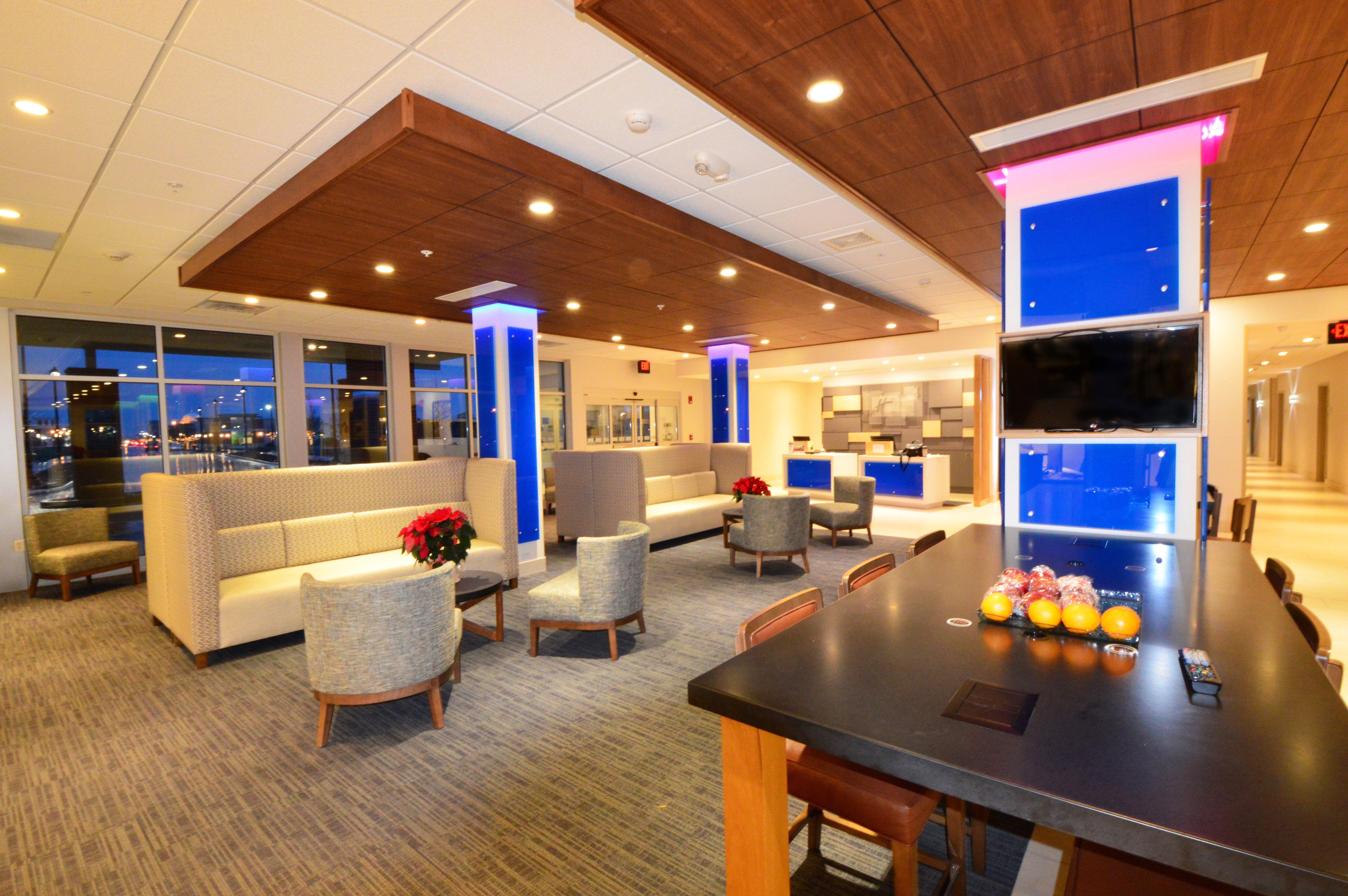 Holiday Inn Express & Suites Toledo South - Perrysburg By Ihg Dış mekan fotoğraf